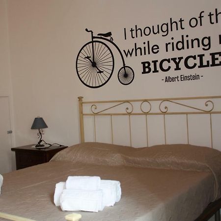 Bed&Bike Gaeta Bed & Breakfast Eksteriør bilde