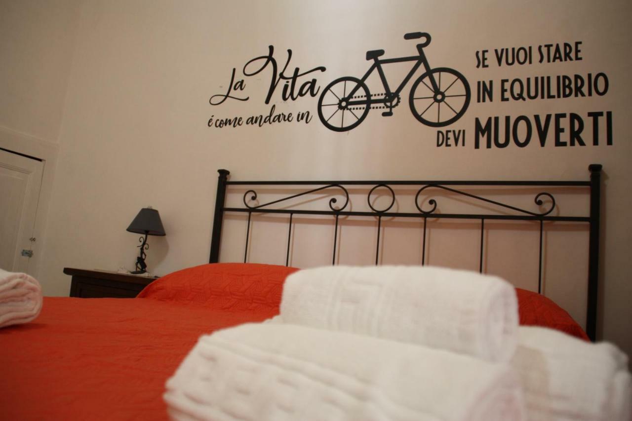 Bed&Bike Gaeta Bed & Breakfast Eksteriør bilde